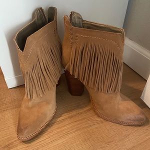 CLOSET CLOSING Cynthia Vincent Native Suede Fringe Booties